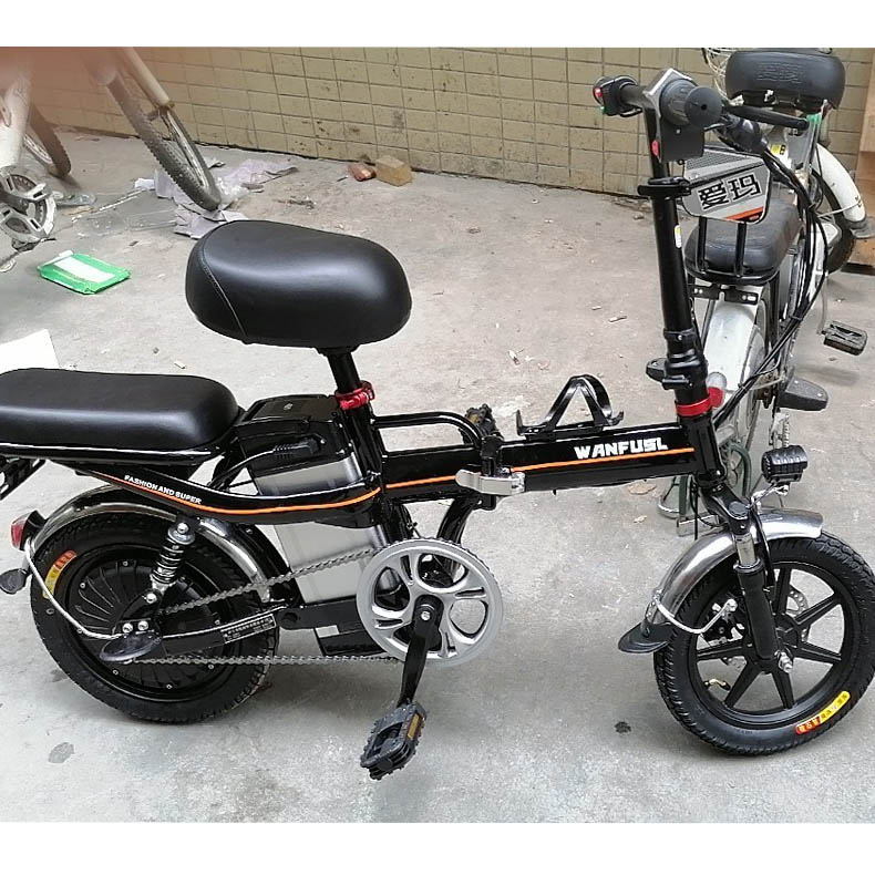 現(xiàn)貨直供迷你小型電動車 2021新款 14寸鋰電池電動車